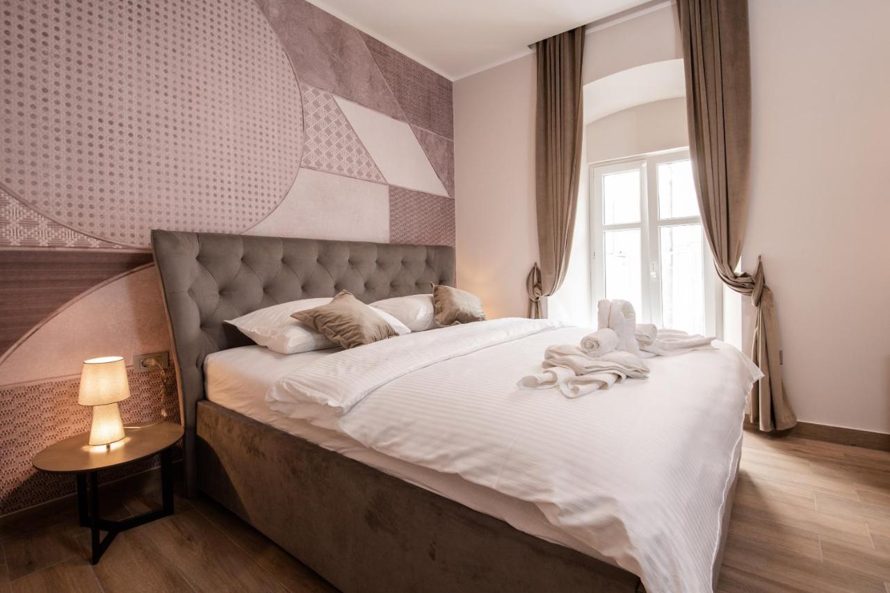 Deluxe Apartments & Rooms Revis Rijeka Ngoại thất bức ảnh