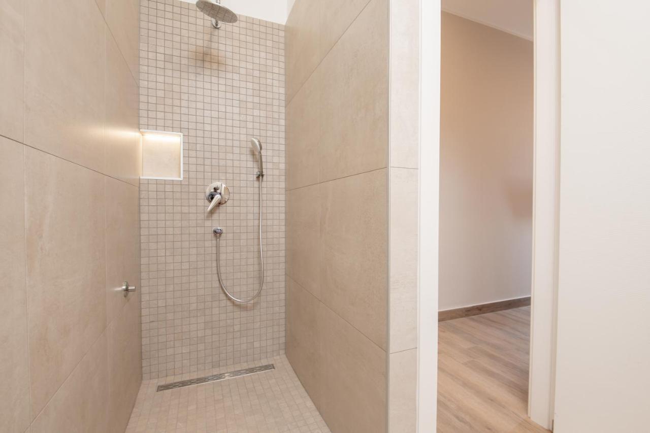 Deluxe Apartments & Rooms Revis Rijeka Ngoại thất bức ảnh